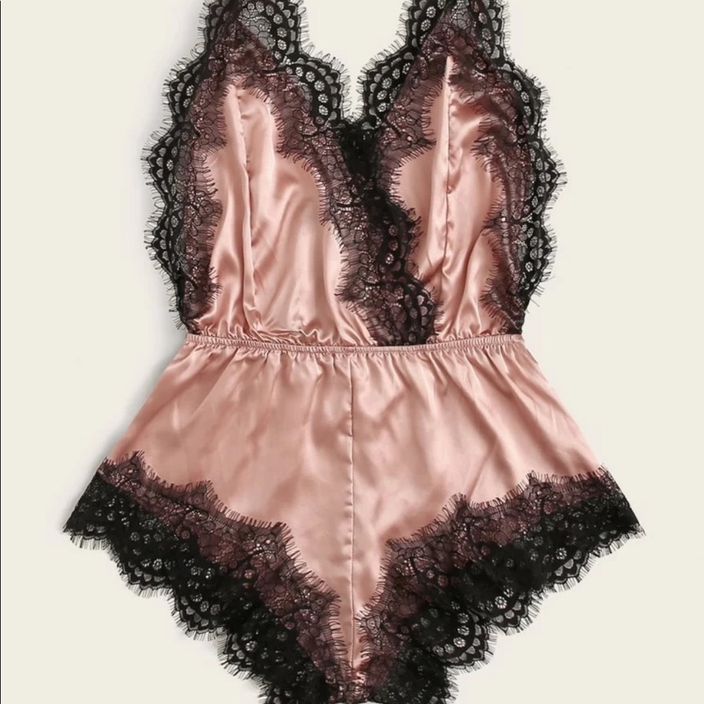 SHEIN Eyelash Lace Satin Romper Bodysuit Size: M (NWOT)